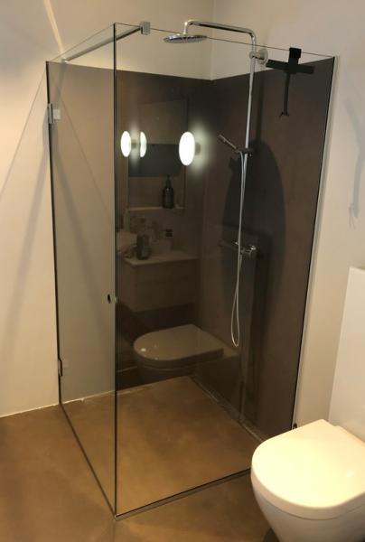 Bath bruseniche m/fast væg - Klar glas - Krom