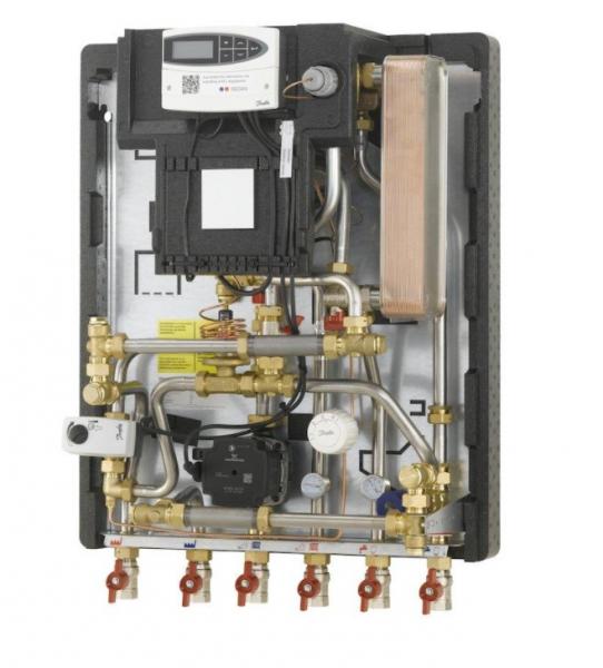 Redan Akva Lux II Se fjernvarmeunit fuldisoleret med ECL 53kw Redan Akva Lux II Se fjernvarmeunit fuldisoleret med ECL 53kw