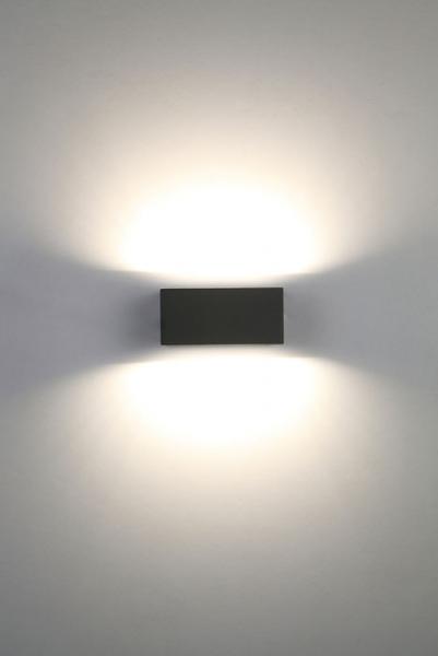 Lutec Architectural udendørslampe til væg 14 x 6,5 cm - 3000 K - Mørk grå Lutec Architectural udendørslampe til væg 14 x 6,5 cm - 3000 K - Mørk grå