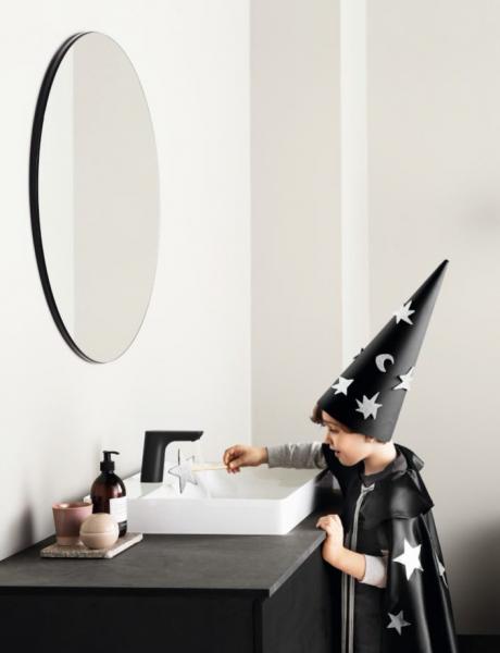 Oras Electra 6151FZ berøringsfri vandhane m/bluetooth - Batteri - Mat sort Oras Electra 6151FZ berøringsfri vandhane m/bluetooth - Batteri - Mat sort