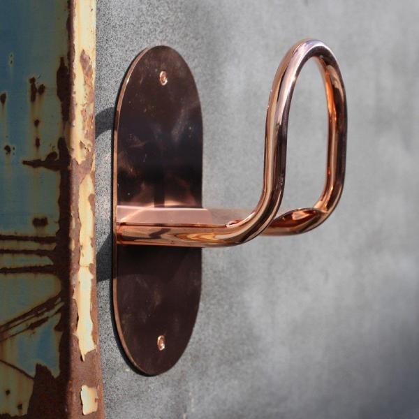 Frostline Eqi væghængt slangesaddel - Kobber Frostline Eqi væghængt slangesaddel - Kobber