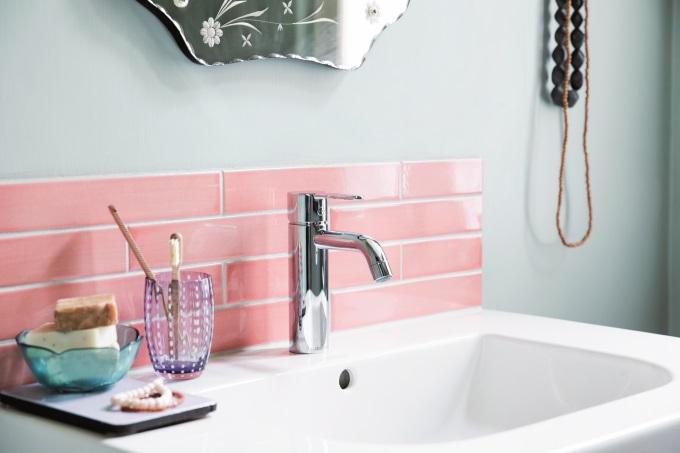 Damixa Silhouet M håndvaskbatteri u/bundventil - Krom Damixa Silhouet M håndvaskbatteri u/bundventil - Krom