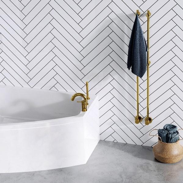 Strømberg Nordum hjørnebadekar - 158 x 118 - Venstre Strømberg Nordum hjørnebadekar - 158 x 118 - Venstre