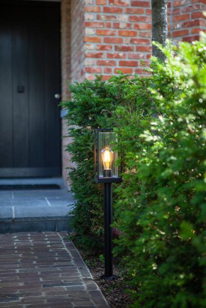 Lutec Tradition Flair udendørs standerlampe - Mat sort Lutec Tradition Flair udendørs standerlampe - Mat sort