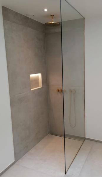 Bath fast brusevæg - Poleret messing